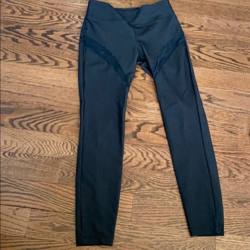 Koral Black mesh Leggings M Medium - Excellent Condition